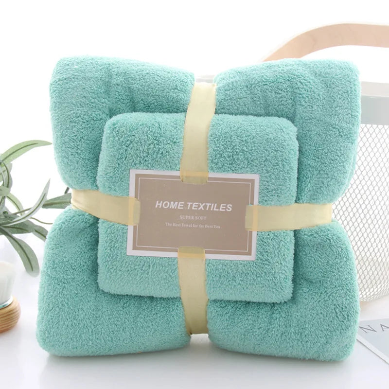 Een even zacht handdoeken set als je baby met de perfecte match😘